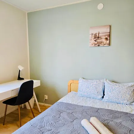 Quiet Private Easy Metro & Airport Access