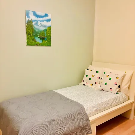 Quiet Private Easy Metro & Airport Access *